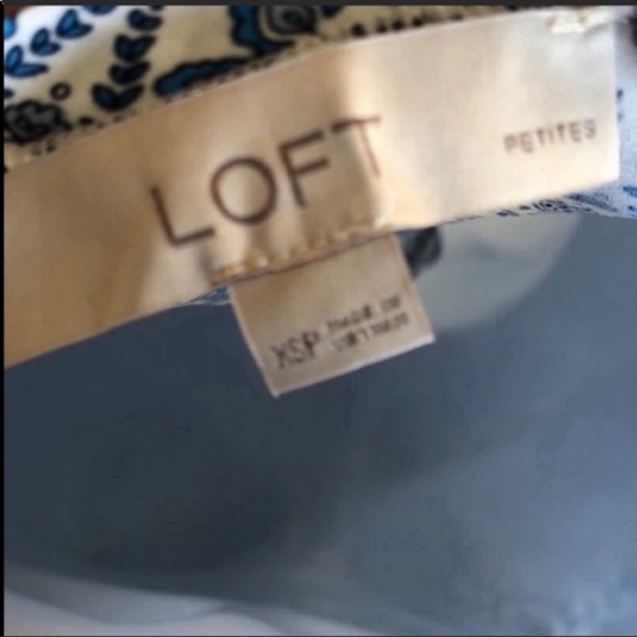 Loft Floral Blouse Flutter Sleeve Top Oversized Size XSP / NWOT - Picture 10 of 10